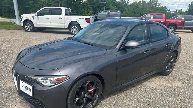 2017 Alfa Romeo Giulia Ti