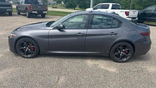 2017 Alfa Romeo Giulia Ti