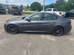 2017 Giulia Thumbnail 4