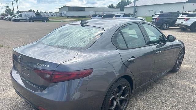 2017 Alfa Romeo Giulia Ti