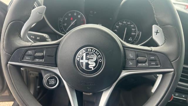2017 Alfa Romeo Giulia Ti