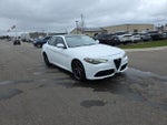 2018 Giulia Thumbnail 3
