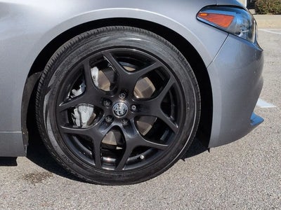 2021 Alfa Romeo Giulia Sprint 4DR Sedan