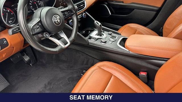 2020 Alfa Romeo Giulia Base