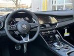 2024 Giulia Thumbnail 11