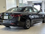 2020 Giulia Thumbnail 4