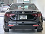 2020 Giulia Thumbnail 5