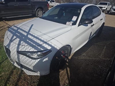 Photo of a 2021 Alfa Romeo Giulia Sprint 4DR Sedan for sale