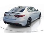 2021 Giulia Thumbnail 4