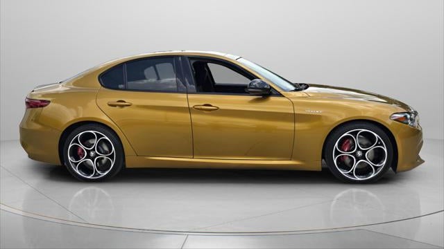 2023 Alfa Romeo Giulia Veloce
