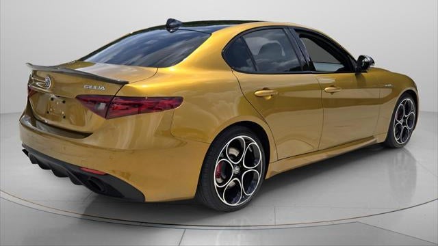 2023 Alfa Romeo Giulia Veloce