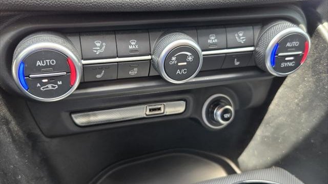 2023 Alfa Romeo Giulia Veloce