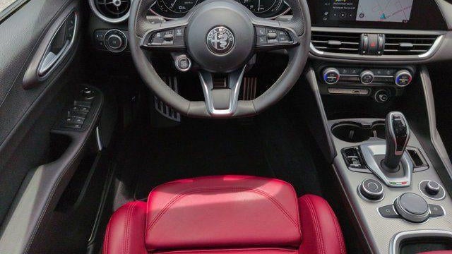 2022 Alfa Romeo Giulia Ti