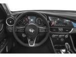2022 Giulia Thumbnail 7