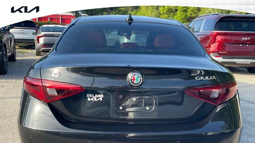2022 Alfa Romeo Giulia Veloce
