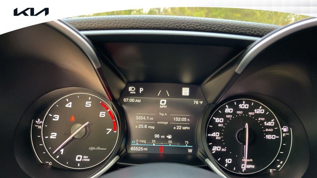 2022 Alfa Romeo Giulia Veloce