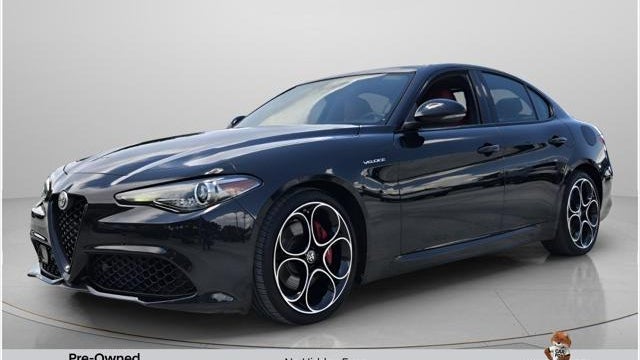 Preowned 2023 Alfa Romeo Giulia Veloce for Sale