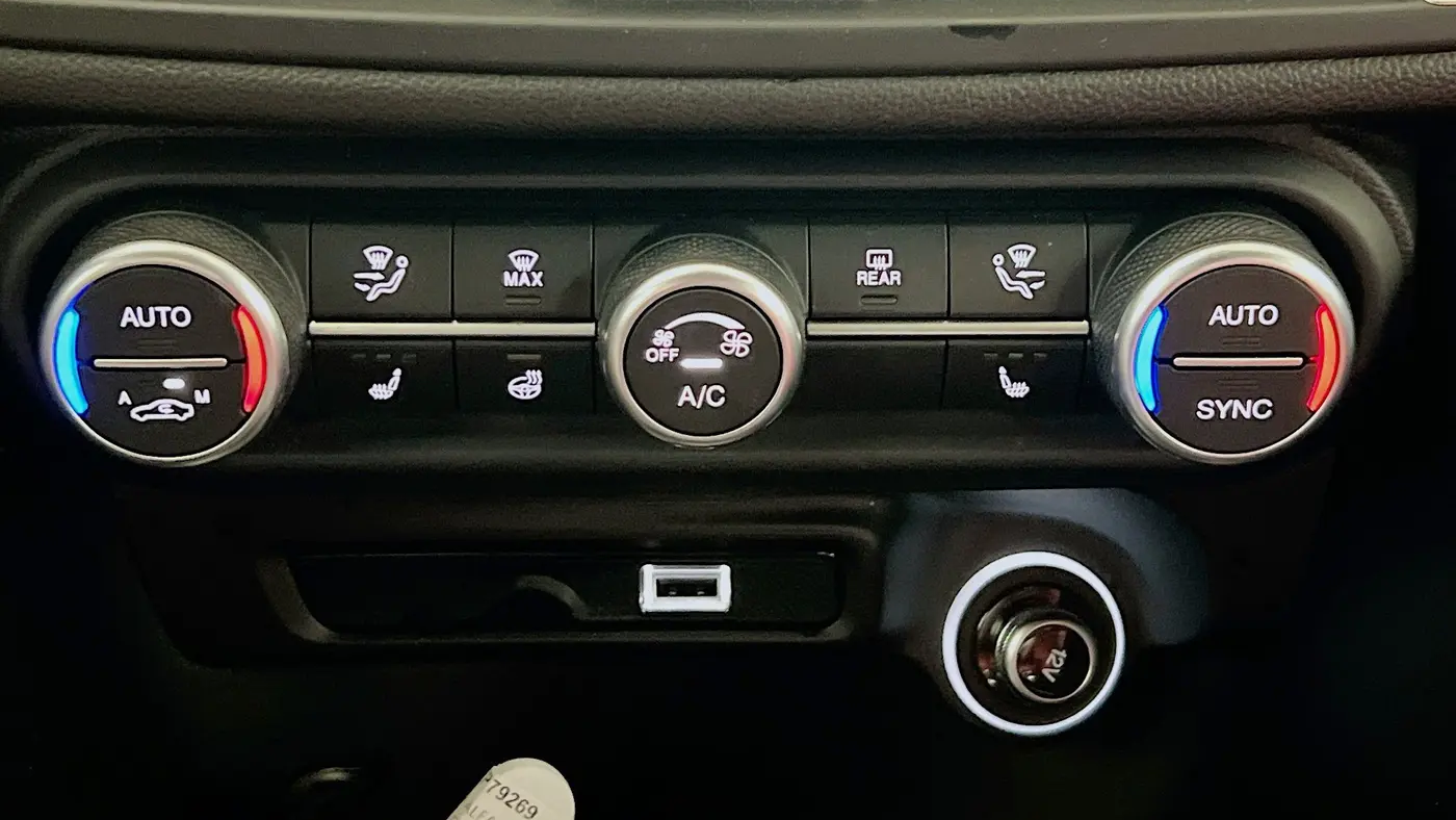 2023 Alfa Romeo Giulia Veloce