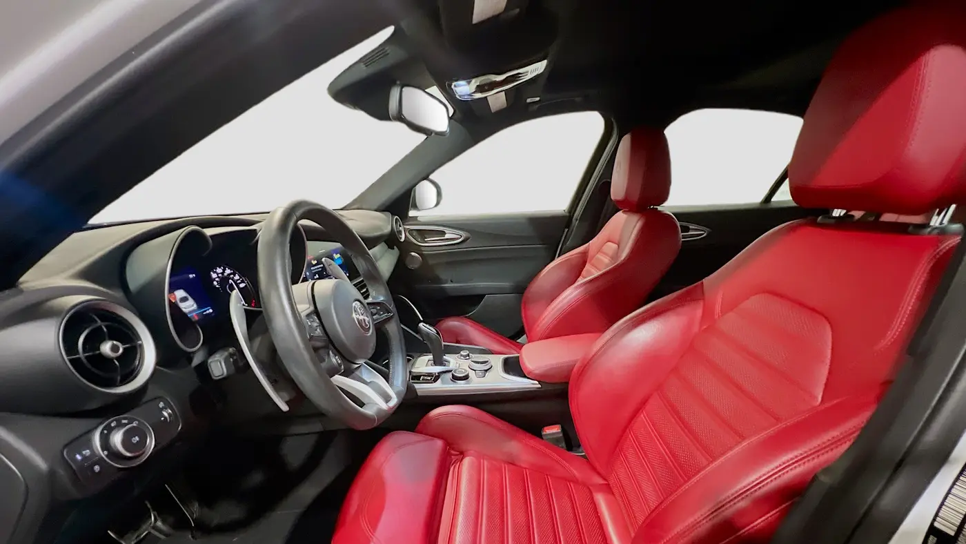 2023 Alfa Romeo Giulia Veloce