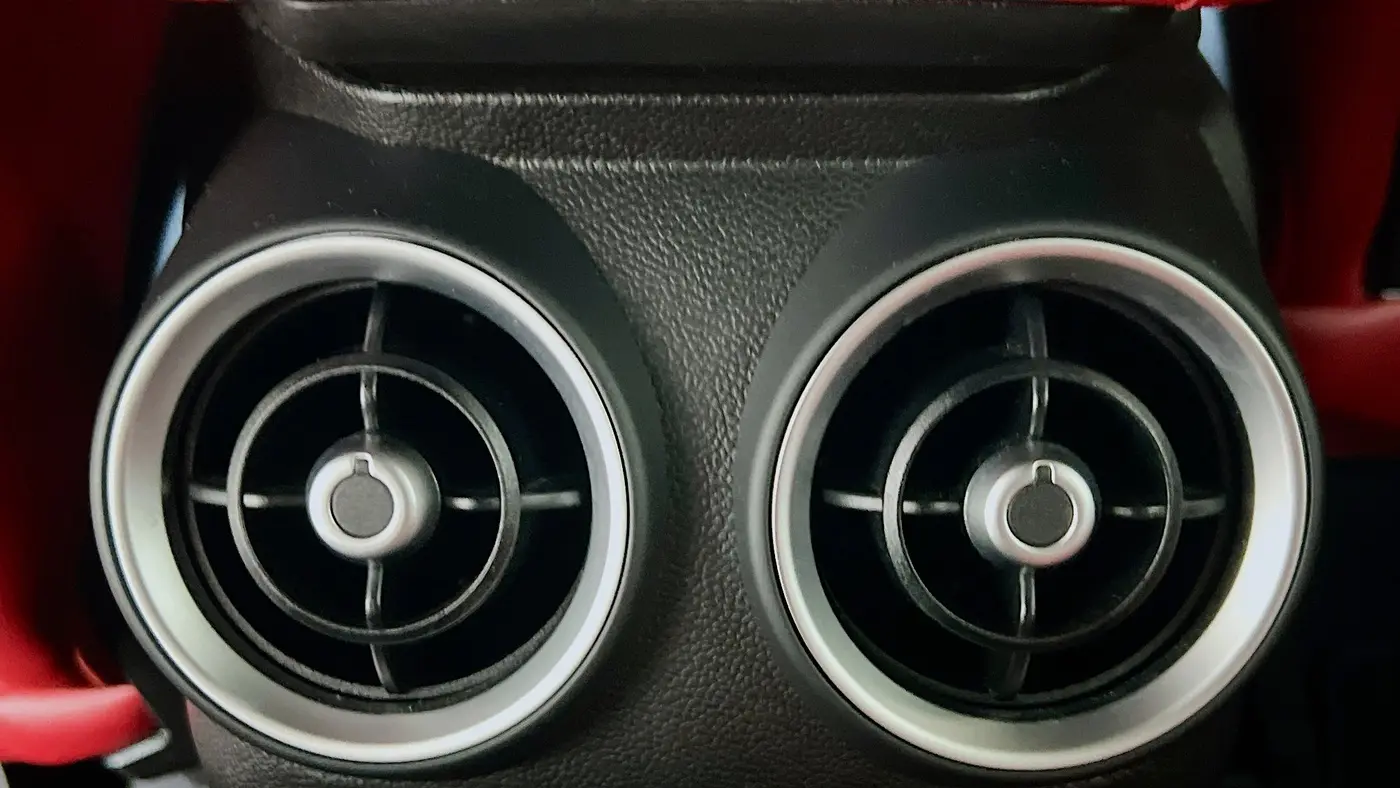 2023 Alfa Romeo Giulia Veloce