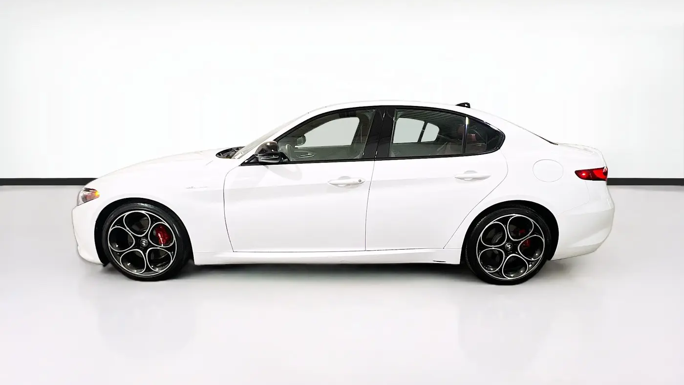 2023 Alfa Romeo Giulia Veloce