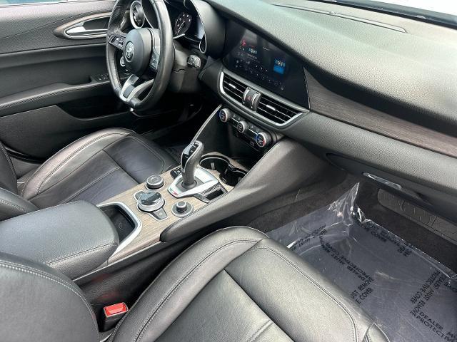 2022 Alfa Romeo Giulia - $22,398