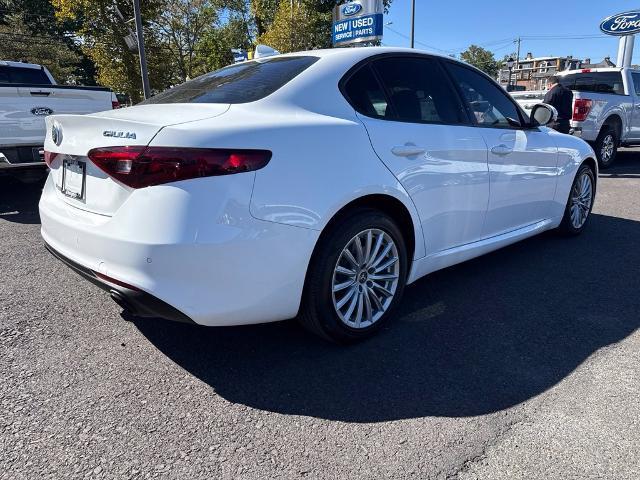 2023 Alfa Romeo Giulia - $27,985