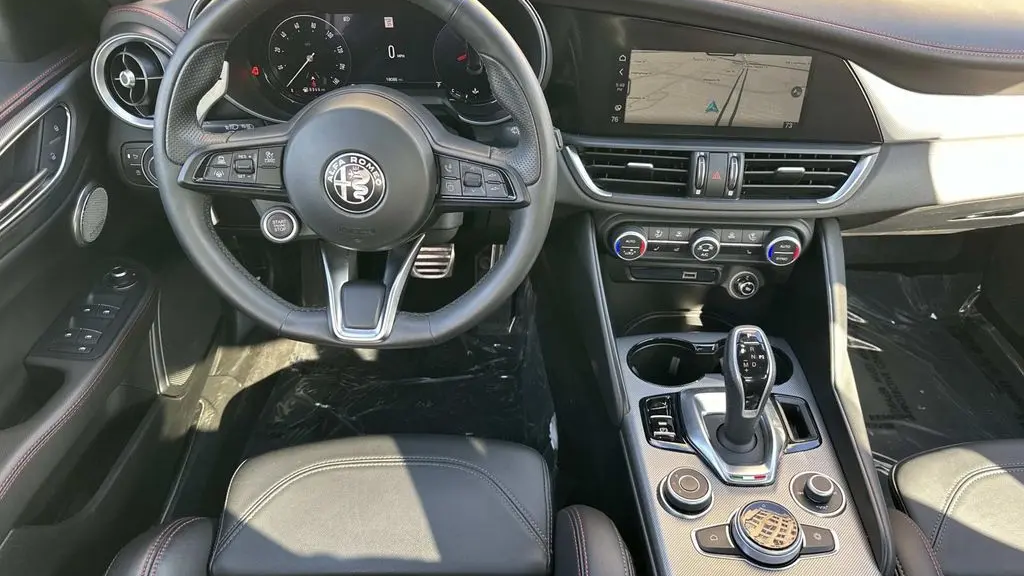 2025 Alfa Romeo Giulia Base