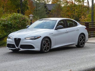 2023 Alfa Romeo Giulia with Anodized Blue Metallic Exterior