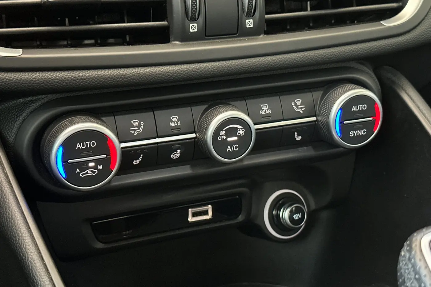 2023 Alfa Romeo Giulia - $22,698