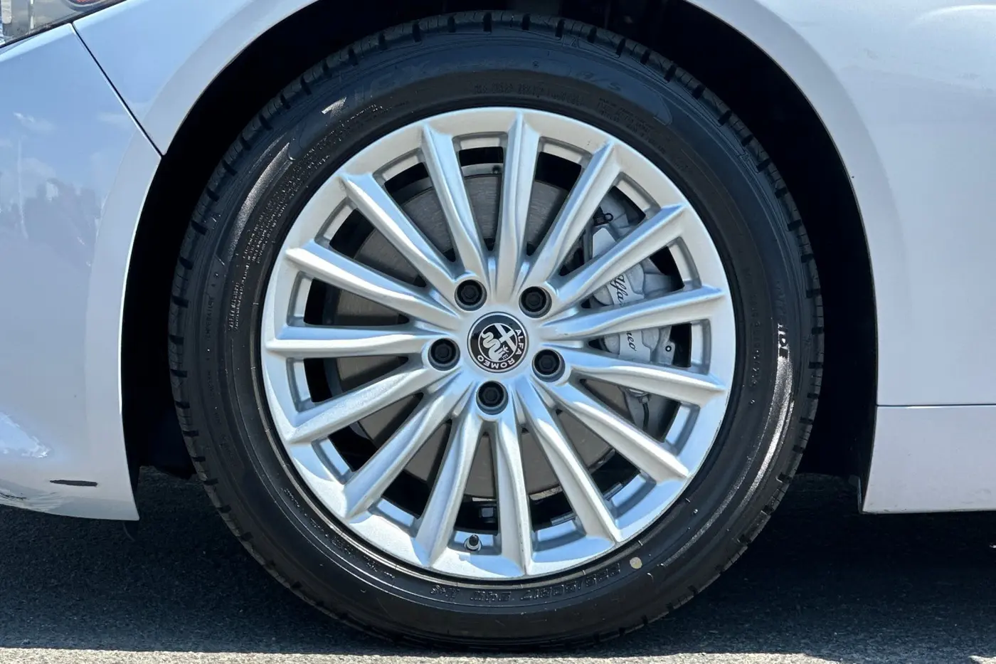 2023 Alfa Romeo Giulia - $22,698