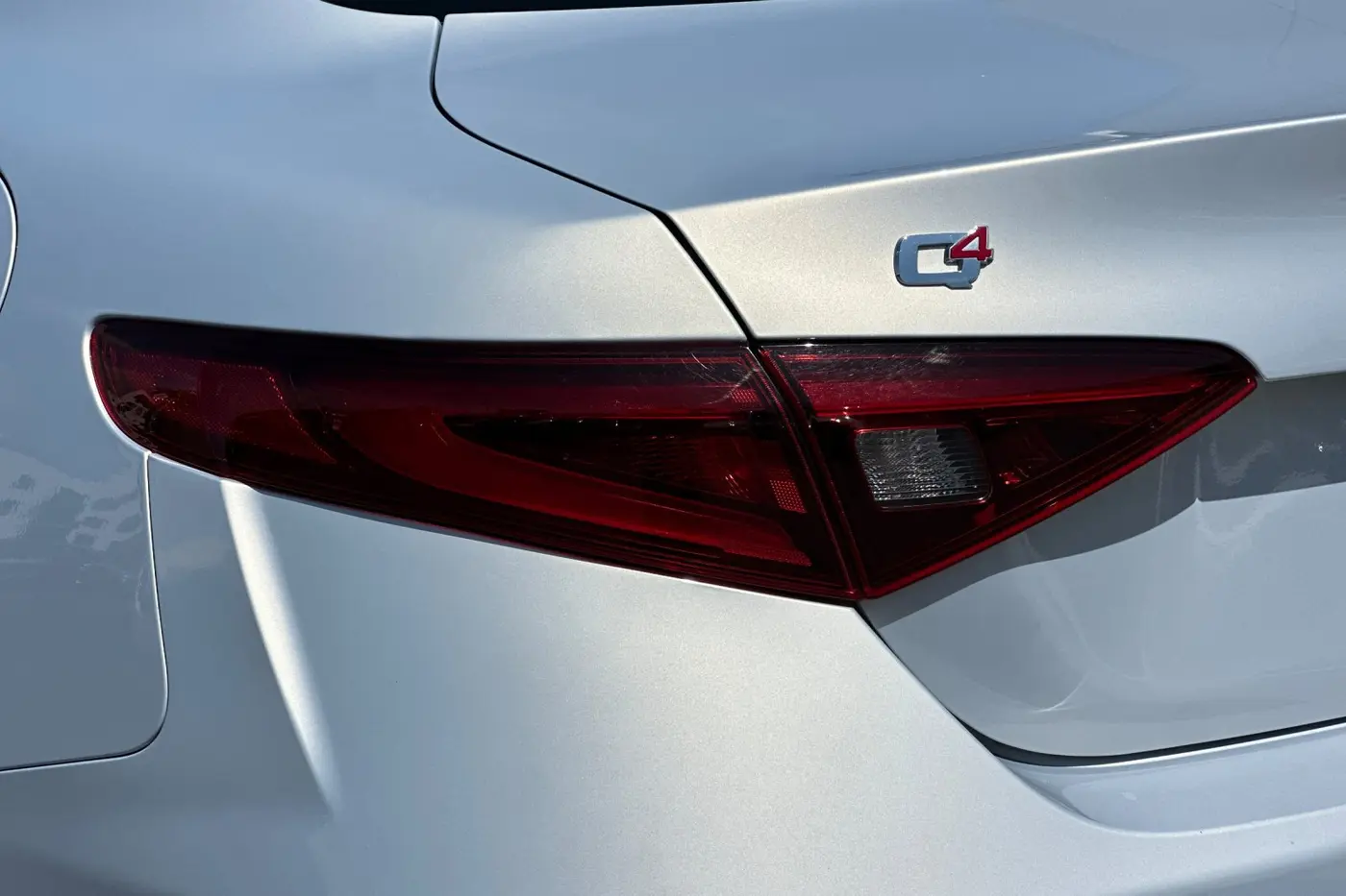 2023 Alfa Romeo Giulia - $22,698