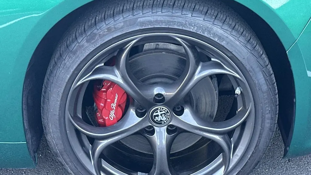 2025 Alfa Romeo Giulia Base