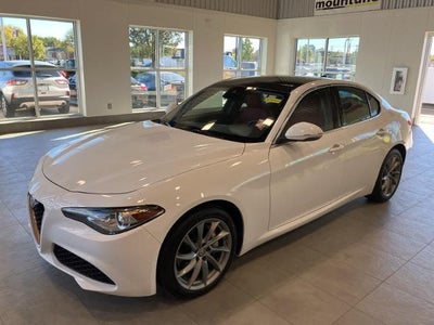 Photo of a 2020 Alfa Romeo Giulia AWD Base 4DR Sedan for sale