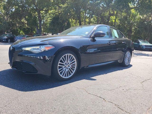 2019 Alfa Romeo Giulia - $19,876
