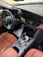 2020 Giulia Thumbnail 30