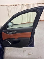 2020 Giulia Thumbnail 32