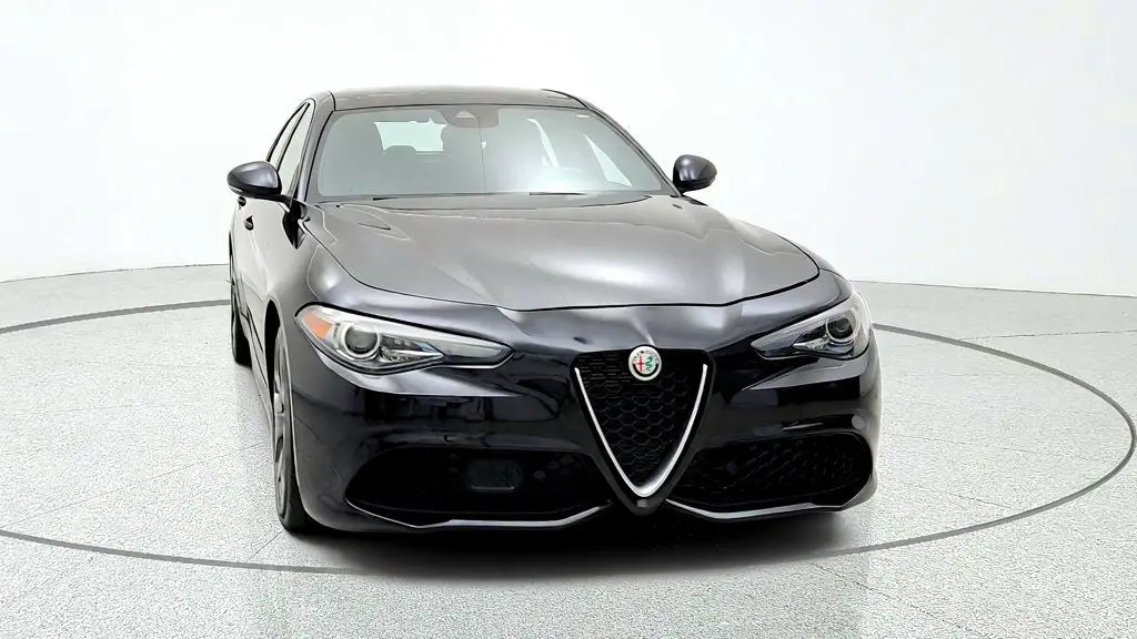 2023 Alfa Romeo Giulia - $21,995