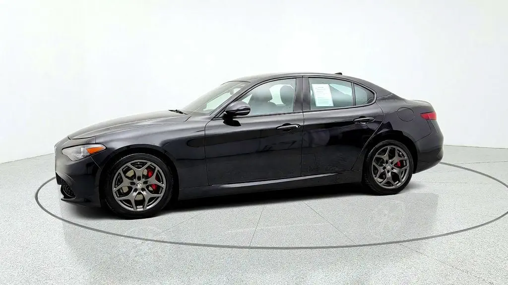2023 Alfa Romeo Giulia - $21,995