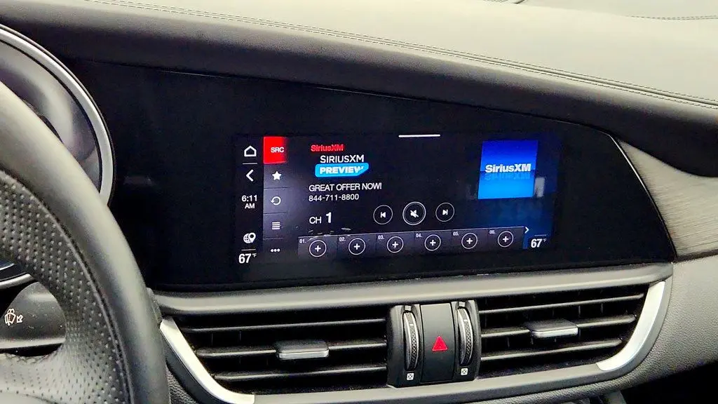 2023 Alfa Romeo Giulia - $21,995
