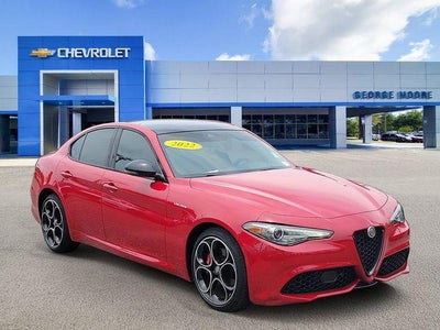 Photo of a 2022 Alfa Romeo Giulia AWD Veloce 4DR Sedan for sale