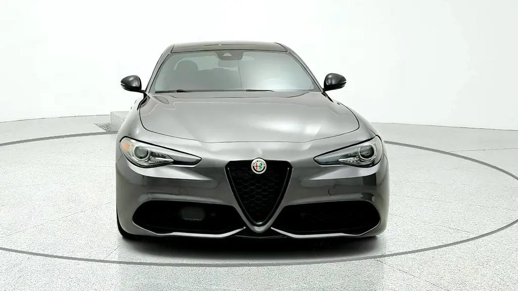 2023 Alfa Romeo Giulia - $24,995