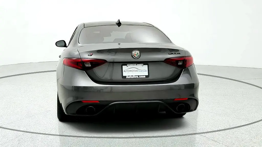 2023 Alfa Romeo Giulia - $24,995