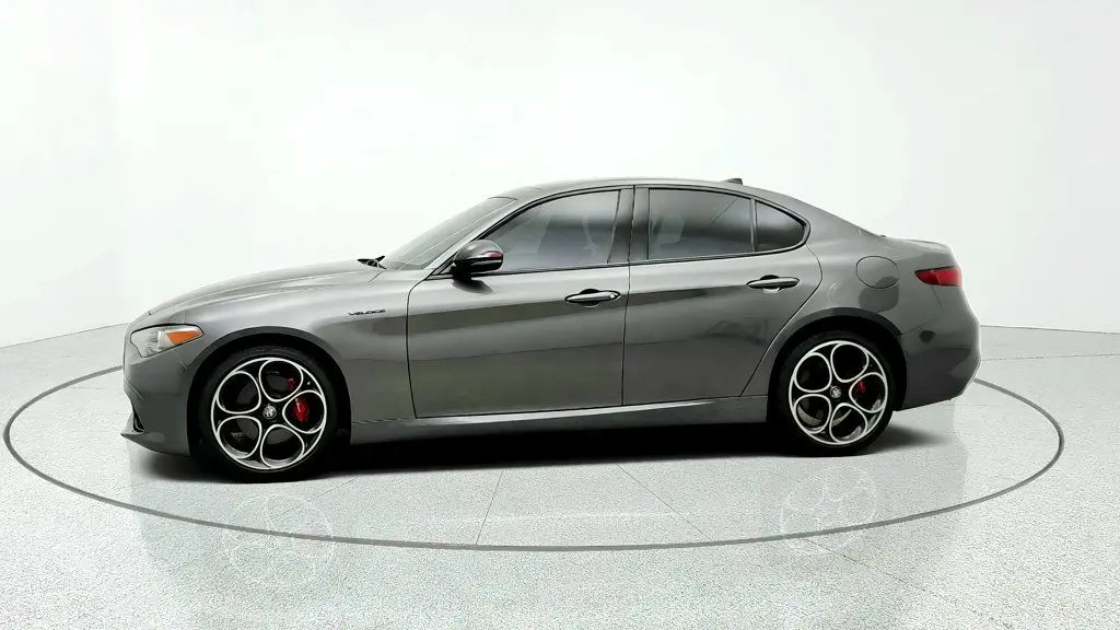 2023 Alfa Romeo Giulia - $24,995