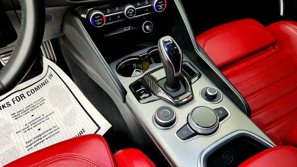 2023 Alfa Romeo Giulia - $24,995