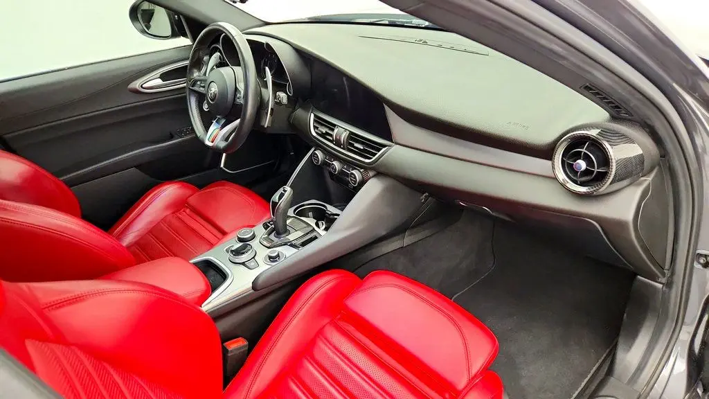 2023 Alfa Romeo Giulia - $24,995