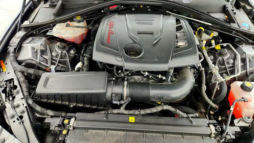 2023 Alfa Romeo Giulia - $24,995