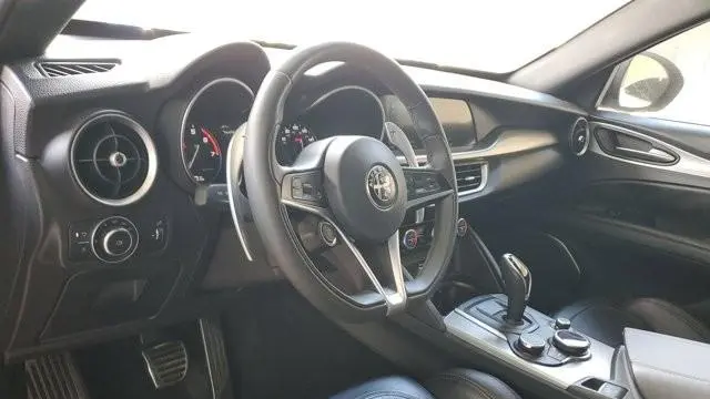 2018 Alfa Romeo Stelvio Ti Sport