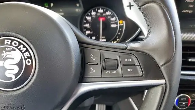 2018 Alfa Romeo Stelvio Ti Sport