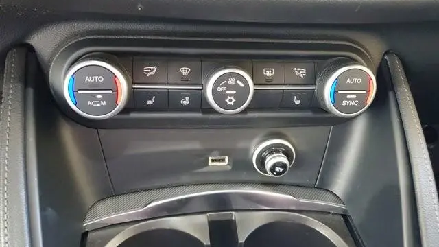 2018 Alfa Romeo Stelvio Ti Sport